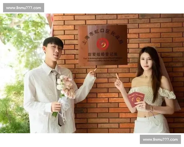 申花后卫金顺凯婚讯官宣 8 月 8 日领证婚纱照花絮甜度拉满