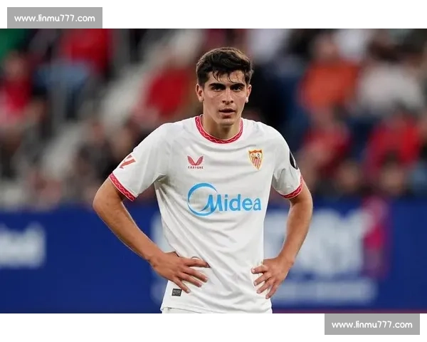 那不勒斯与塞维利亚谈判陷入僵局，胡安卢坚持加盟力促破局