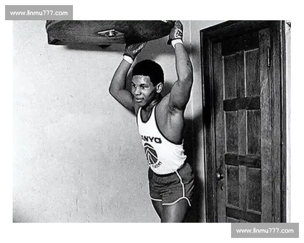 91 秒闪电摇闪！泰森经典 KO 震撼拳坛